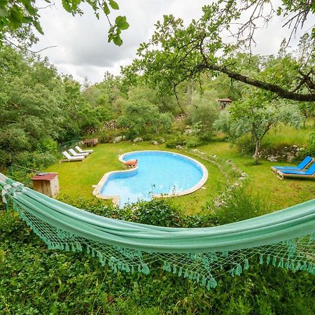 ポンバル Casa Do Vale Do Papoヴィラ エクステリア 写真
