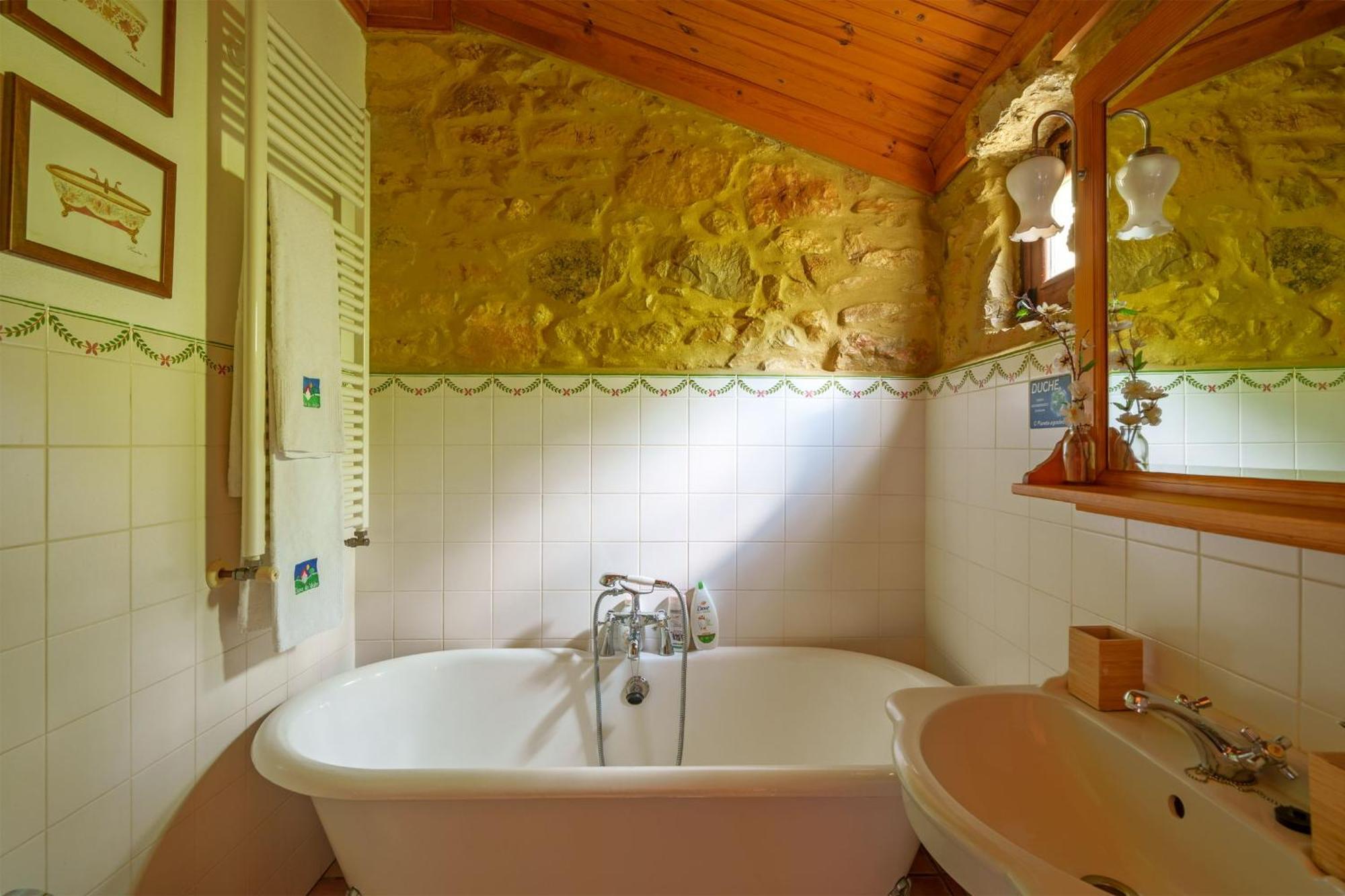 ポンバル Casa Do Vale Do Papoヴィラ エクステリア 写真