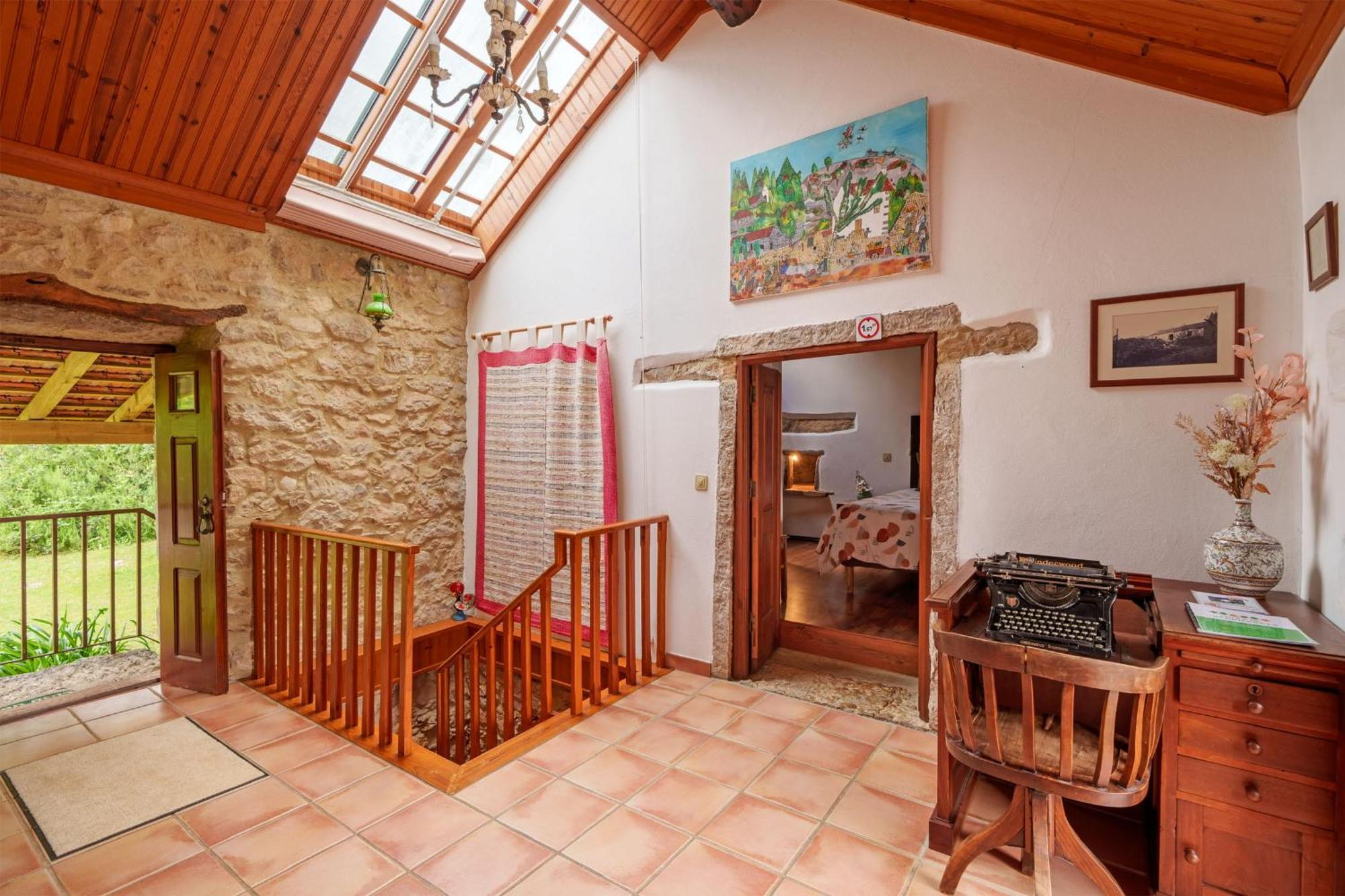 ポンバル Casa Do Vale Do Papoヴィラ エクステリア 写真