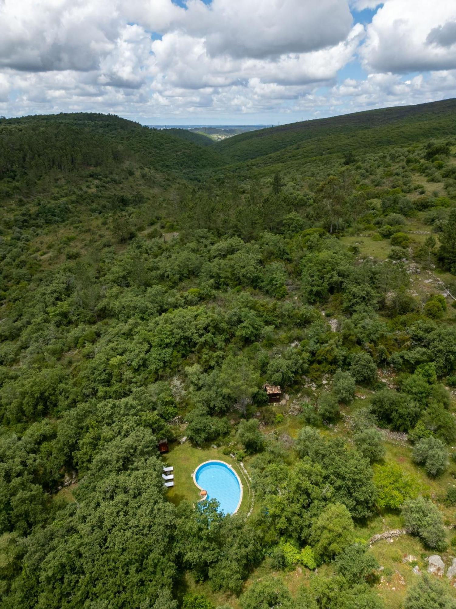 ポンバル Casa Do Vale Do Papoヴィラ エクステリア 写真